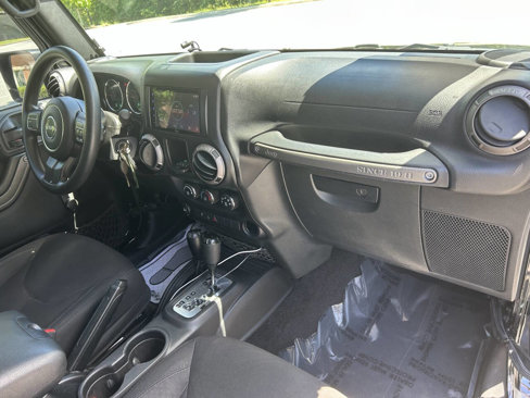 Used 2015 Jeep Wrangler Unlimited Sport image 22