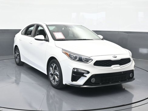 Used 2021 Kia Forte LXS image 9