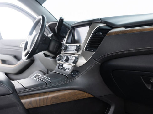 Used 2020 GMC Yukon XL Denali w/ Denali Premium Package image 31