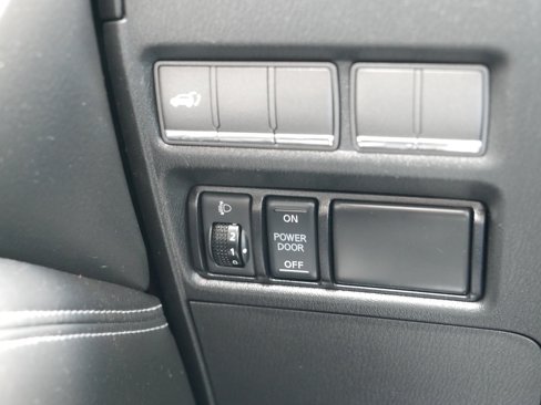 Used 2017 INFINITI QX80 4WD image 26
