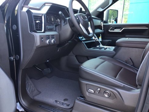 New 2025 GMC Sierra 2500 Denali w/ Denali Reserve Package image 13