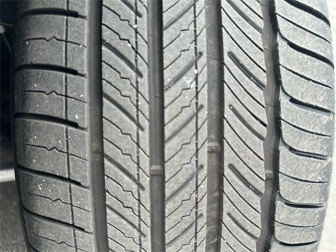 Used 2026 Genesis GV70 2.5T image 11