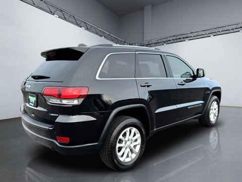 Used 2021 Jeep Grand Cherokee Laredo image 7