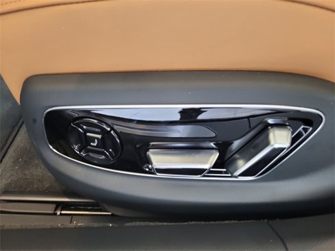 New 2025 Audi S8 image 12