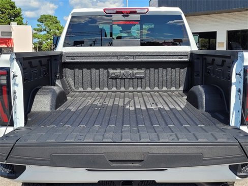 New 2026 GMC Sierra 2500 AT4 w/ AT4 Premium Plus Package image 9