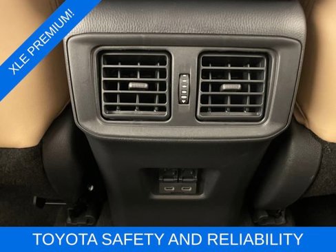Used 2025 Toyota RAV4 XLE Premium image 23