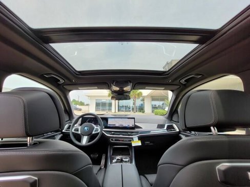 New 2026 BMW X5 xDrive50e w/ M Sport Package image 40