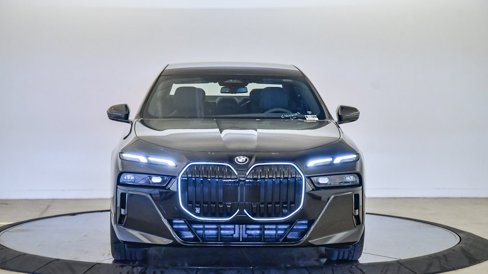 New 2026 BMW i7 eDrive50 w/ M Sport Package image 7