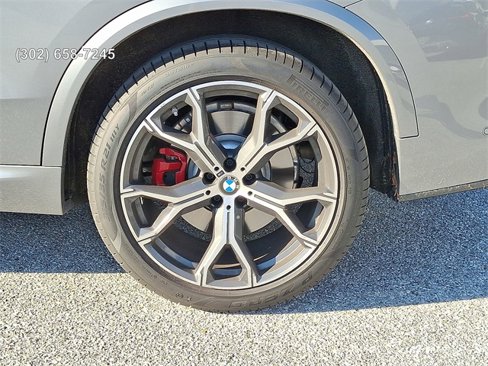 Used 2026 BMW X5 M60i image 8