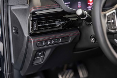 Used 2025 Acura MDX A-Spec image 22
