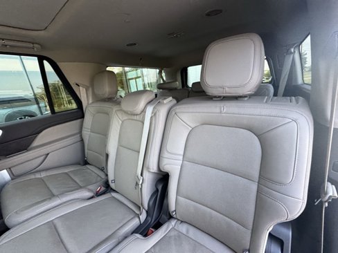 Used 2023 Lincoln Navigator L Reserve image 15
