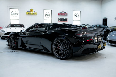 Used 2023 Maserati MC20 Spyder image 9