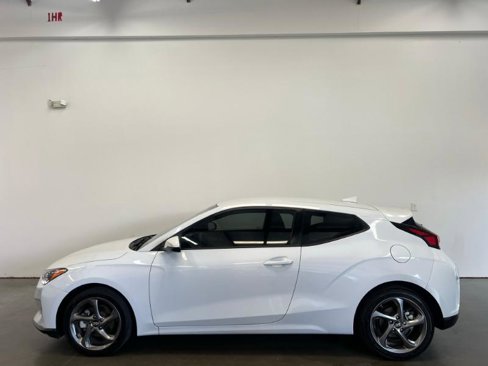 Used 2019 Hyundai Veloster 2.0 image 3