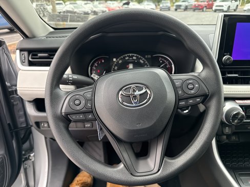 New 2025 Toyota RAV4 XLE image 17