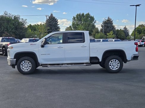 Used 2023 Chevrolet Silverado 2500 LT w/ Convenience Package image 4