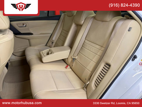 Used 2016 Toyota Camry XLE image 40