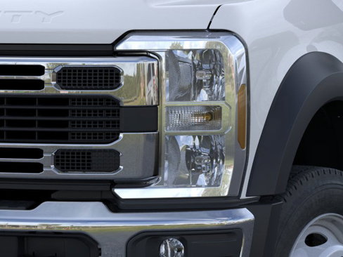 New 2025 Ford F550 4x4 Crew Cab image 18