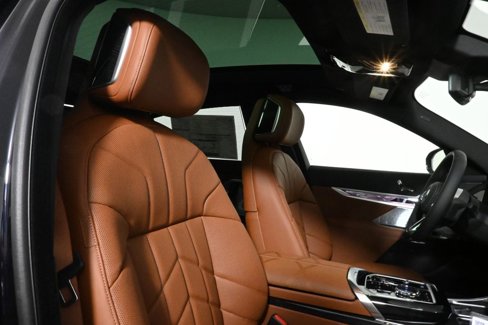 New 2026 BMW i7 xDrive60 image 33