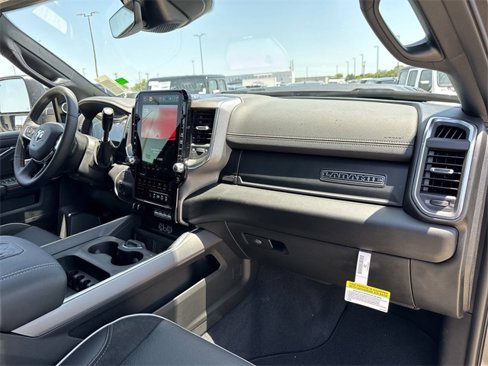 New 2025 RAM 3500 Laramie image 27