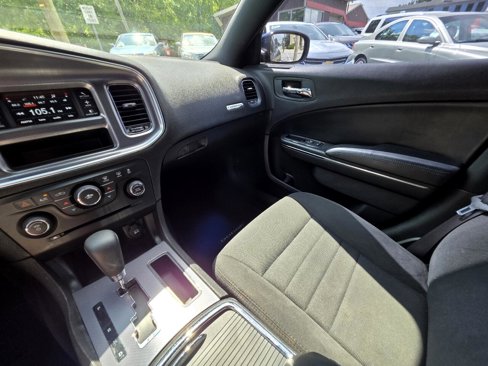 Used 2014 Dodge Charger SE image 65