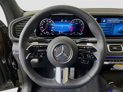 New 2026 Mercedes-Benz GLS 580 4MATIC image 13