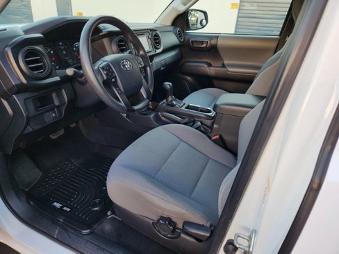 Used 2019 Toyota Tacoma SR image 6