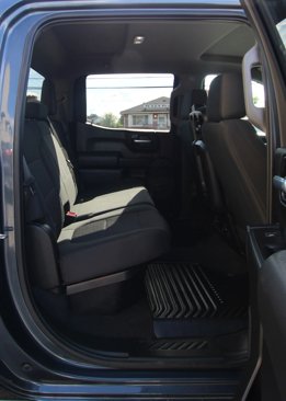 Used 2020 Chevrolet Silverado 1500 Custom w/ Custom Value Package image 12
