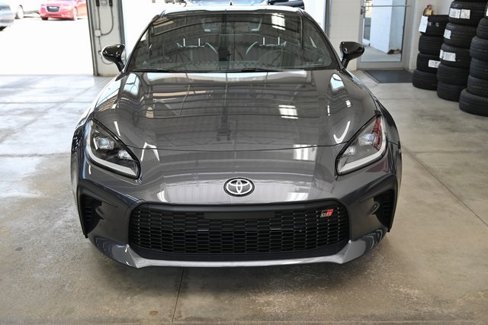 New 2025 Toyota GR86 Premium image 2