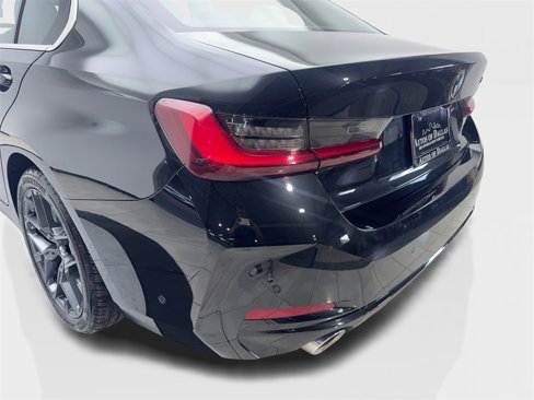 Used 2025 BMW 330i Sedan image 19