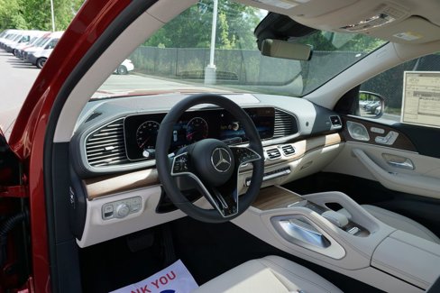 New 2025 Mercedes-Benz GLS 450 4MATIC image 22