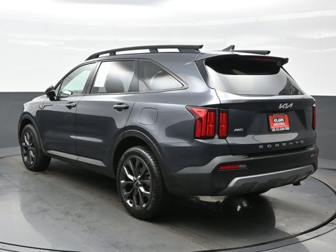 Used 2022 Kia Sorento SX Prestige image 4