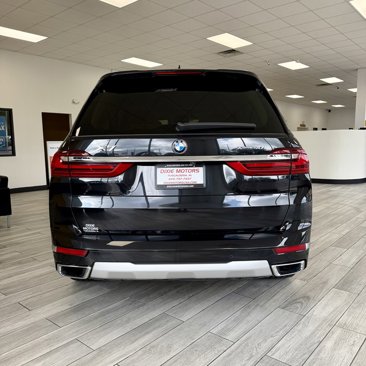 Used 2020 BMW X7 xDrive40i w/ Executive Package image 8