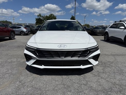 New 2025 Hyundai Elantra Sport w/ Cargo Package image 8