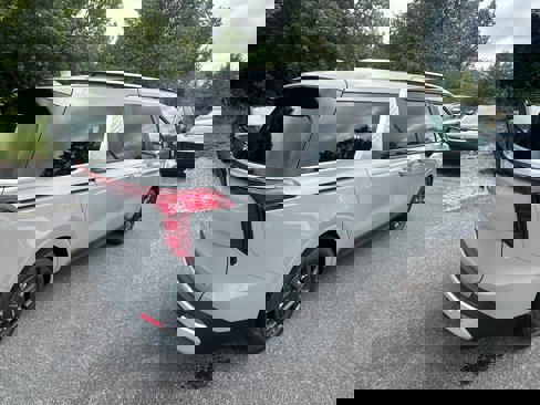 New 2026 Kia Carnival EX image 5