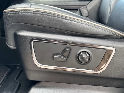 Used 2024 RAM 1500 Limited w/ Body Color Bumper Group image 12