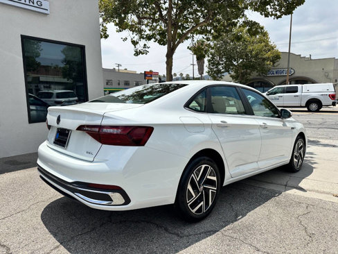 Used 2024 Volkswagen Jetta SEL image 8