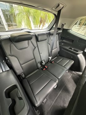 Used 2023 Kia Telluride S image 32