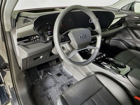 New 2025 Audi Q6 e-tron Premium Plus image 9