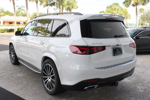 New 2025 Mercedes-Benz GLS 450 4MATIC image 3