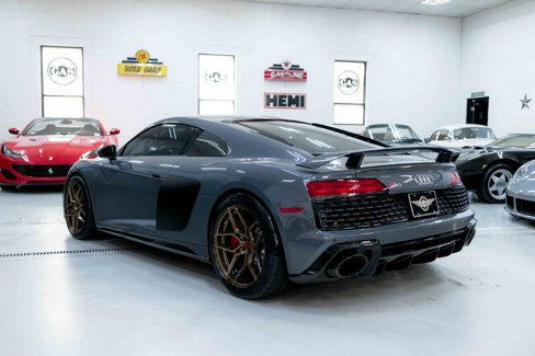 Used 2022 Audi R8 V10 w/ Premium Package image 9