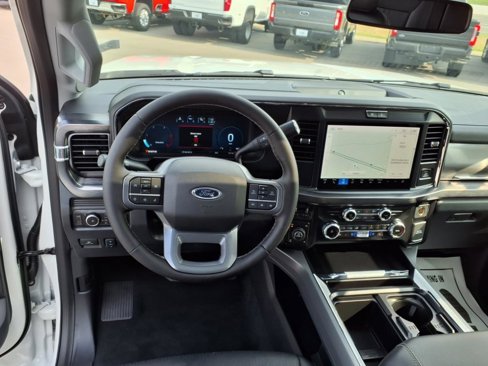 New 2025 Ford F250 Lariat image 15