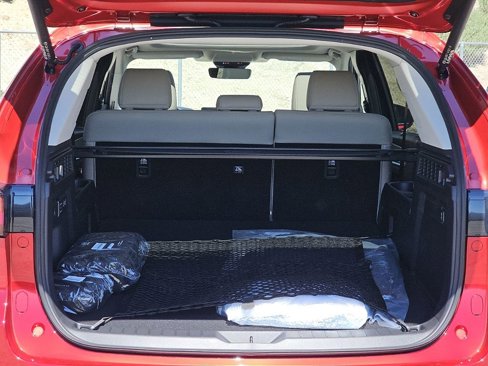 New 2025 MAZDA CX-70 Plug-In Hybrid w/ Premium Pkg image 16