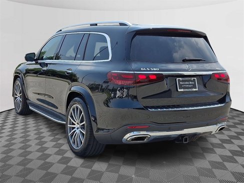 Certified 2025 Mercedes-Benz GLS 580 4MATIC image 4