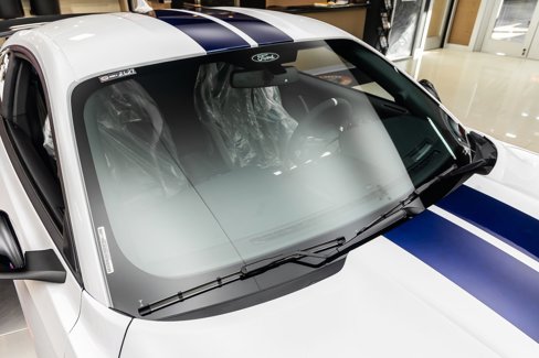Used 2021 Ford Mustang Shelby GT500 w/ Carbon Fiber Track Pack image 25