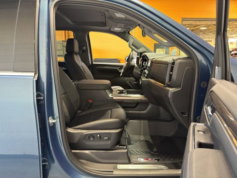 New 2025 Chevrolet Silverado 2500 LTZ w/ LTZ Plus Package image 22