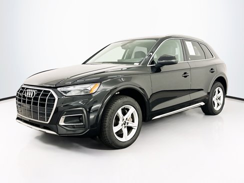 Used 2023 Audi Q5 2.0T Premium w/ Convenience Package image 3