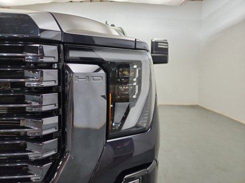 Used 2024 GMC Sierra 2500 Denali Ultimate w/ Snow Plow Prep/Camper Package image 40