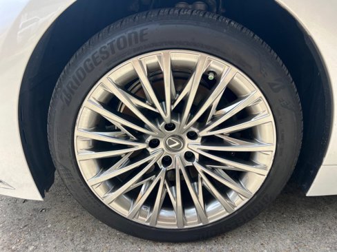 Used 2024 Lexus LS 500 image 18