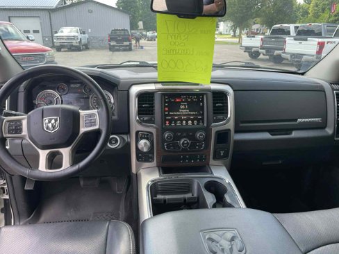 Used 2017 RAM 1500 Laramie w/ Convenience Group image 18