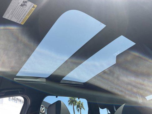New 2025 MAZDA CX-70 Plug-In Hybrid w/ Premium Plus image 22